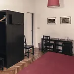 La Madeleine Nocleg ze śniadaniem Bolonia